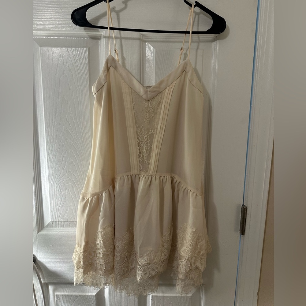 Abercrombie & Fitch Cream Lace Dress